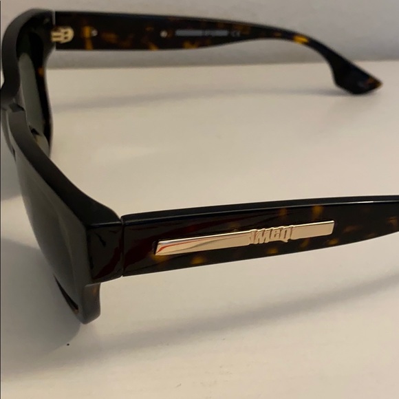 Alexander McQueen Sunglasses - Picture 9 of 11